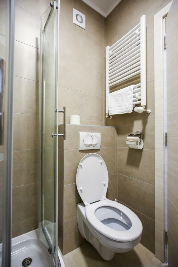 Manirosi 2 Apartman Subotica Esterno foto
